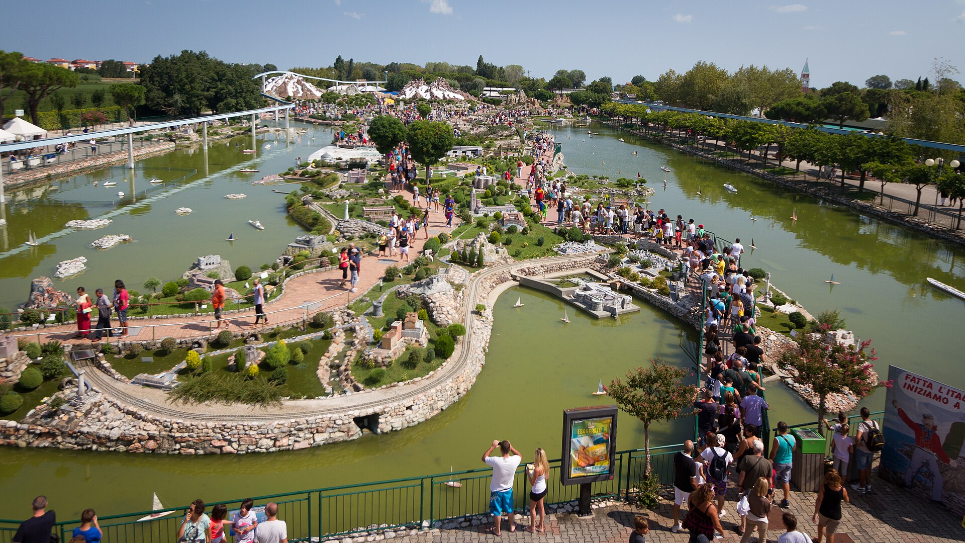 Parchi divertimento — Hotel La Dolce Vita Rimini